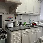 Chachino -5 Mins Walk To Train & Bus Station *