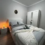 Chachino -5 Mins Walk To Train & Bus Station Agualva-Cacem
