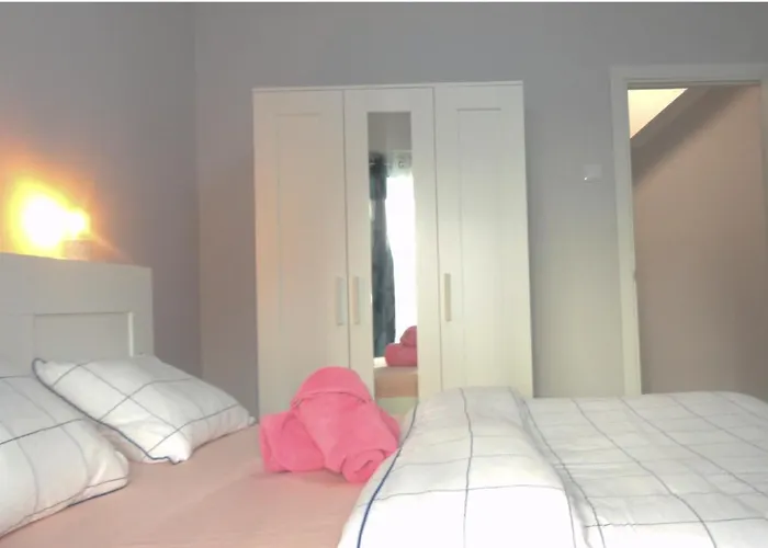 公寓 Chachino -5 Mins Walk To Train & Bus Station Agualva-Cacem