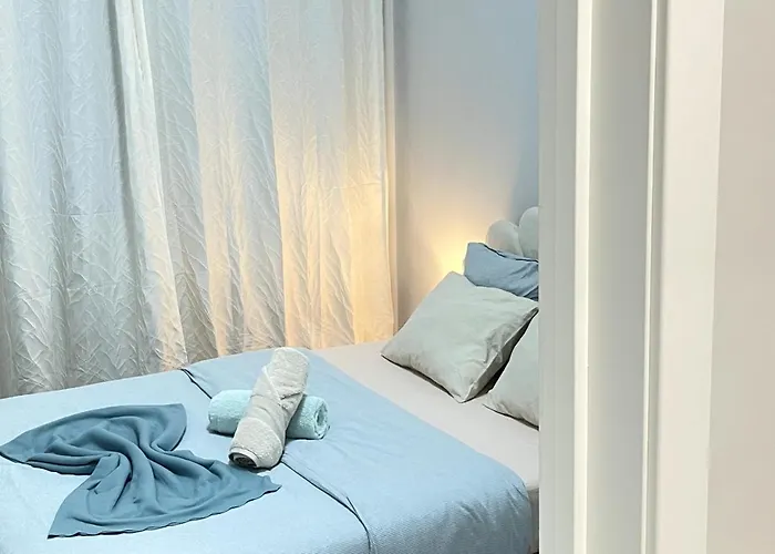 Chachino -5 Mins Walk To Train & Bus Station Agualva-Cacem